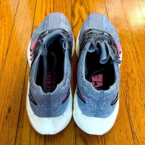 Nike ZoomX - Picture 4 of 6